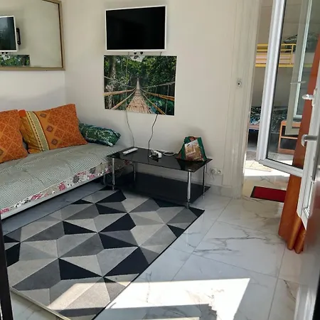 Casa de Férias Galaxy - Charmante Maison De Vitry-sur-Seine